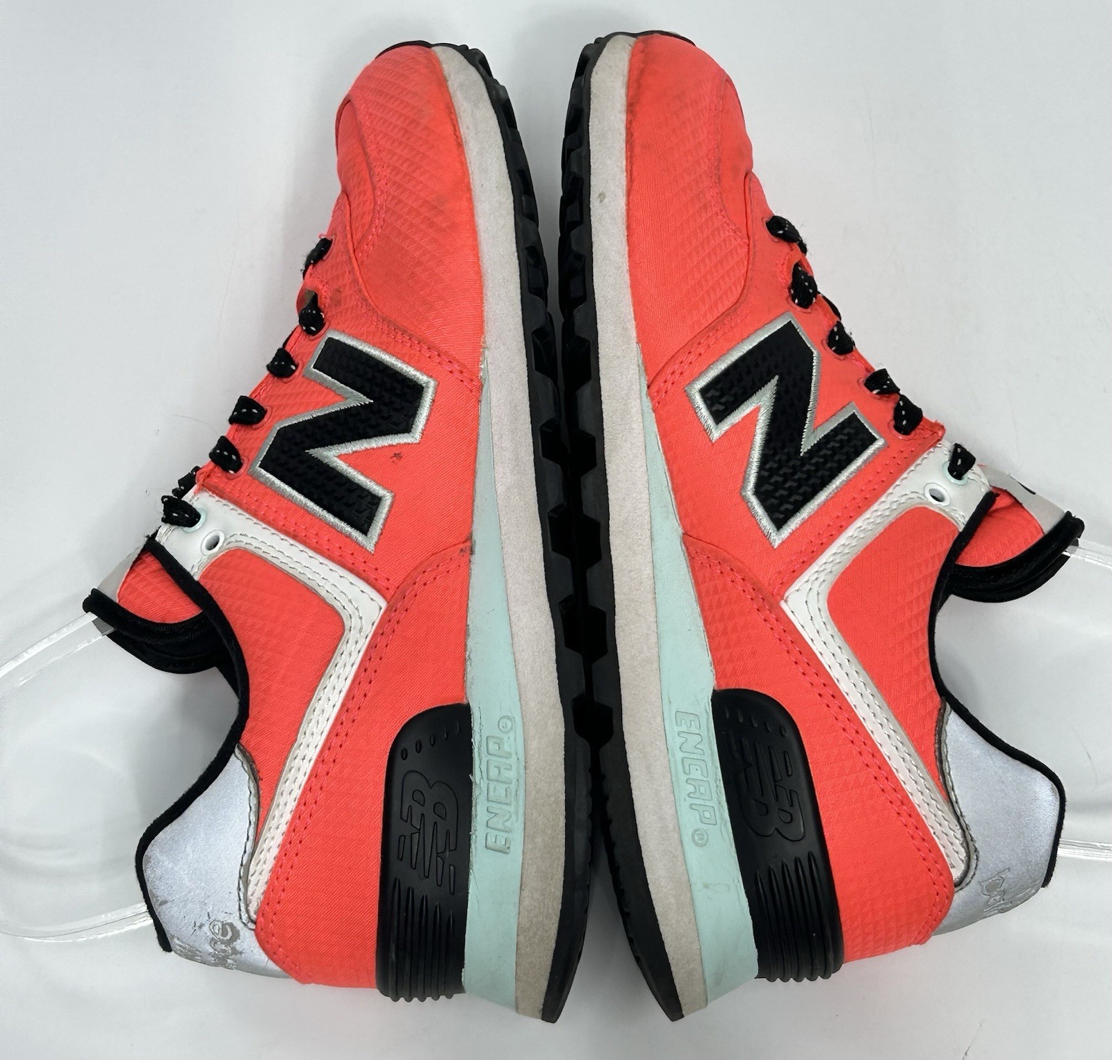 New Balance 574 Women’s Shoes Sneakers Size 6 Vivid Coral Running Retro Gym
