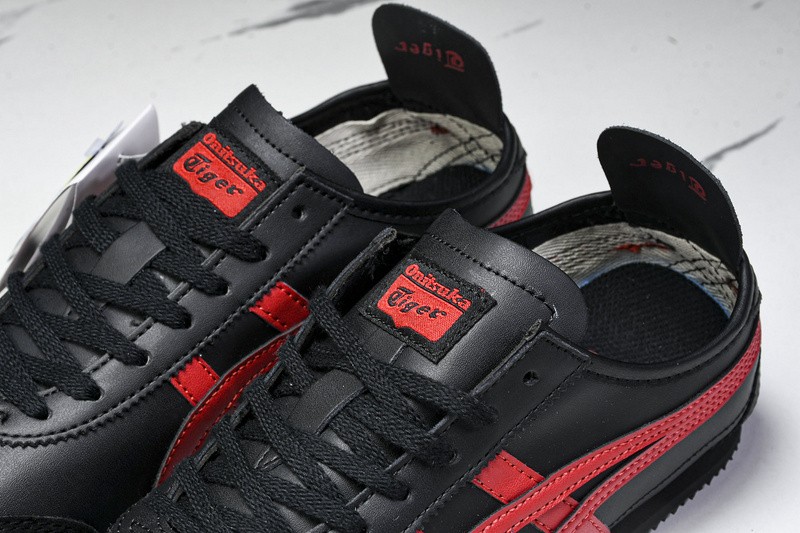 Onits*ka Tiger Mexico 66 Black Classic Red 1183C102-004 Unisex Size 4-11