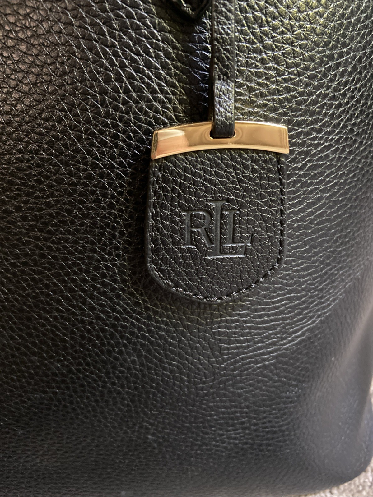 Lauren Ralph Lauren Black Med Size 100% Polyurethane Tote Classy Classic
