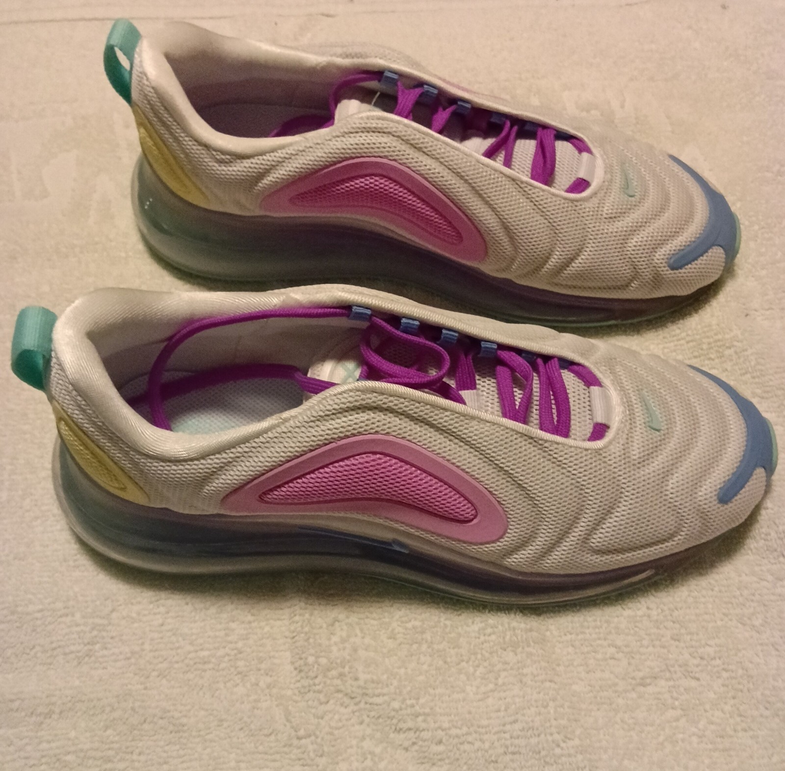 Nike Low Top Lace Up Athletic Sneakers White Purple Pink Blue Green New w/ Box