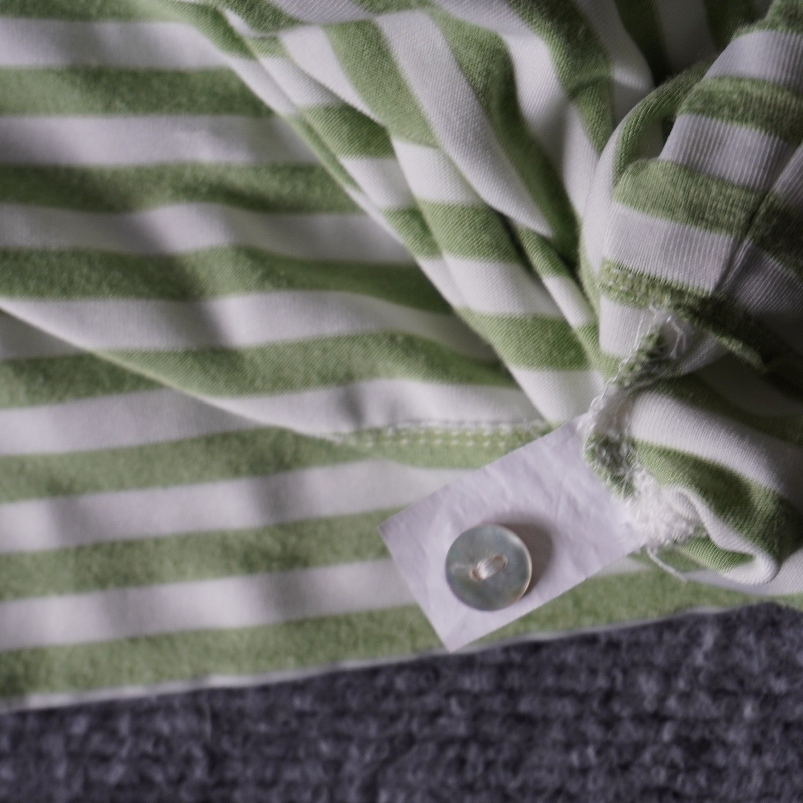 Max Edition Striped V Neck Tunic Top Womens Small Green White Ruched Sleeve