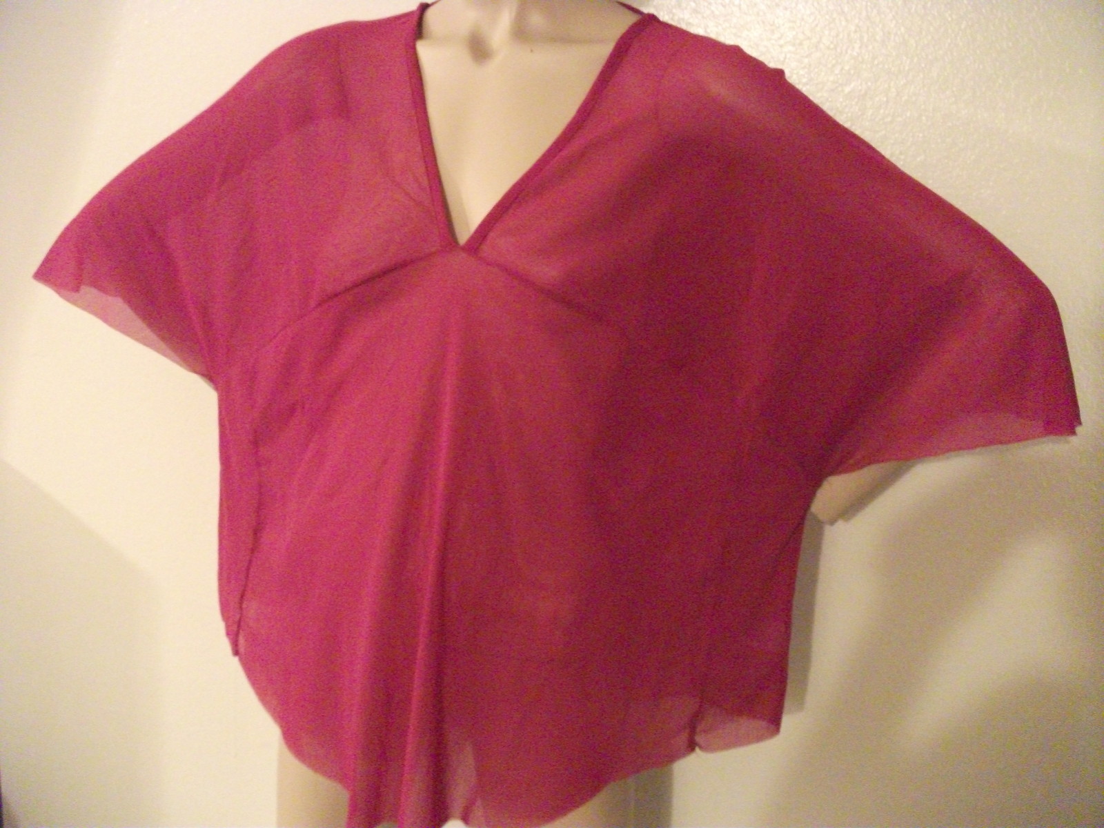 NWT MACY’S SWEET PEA BY STACY FRATI FUSCHIA PINK BATWING COVER UP TOP SIZE MED