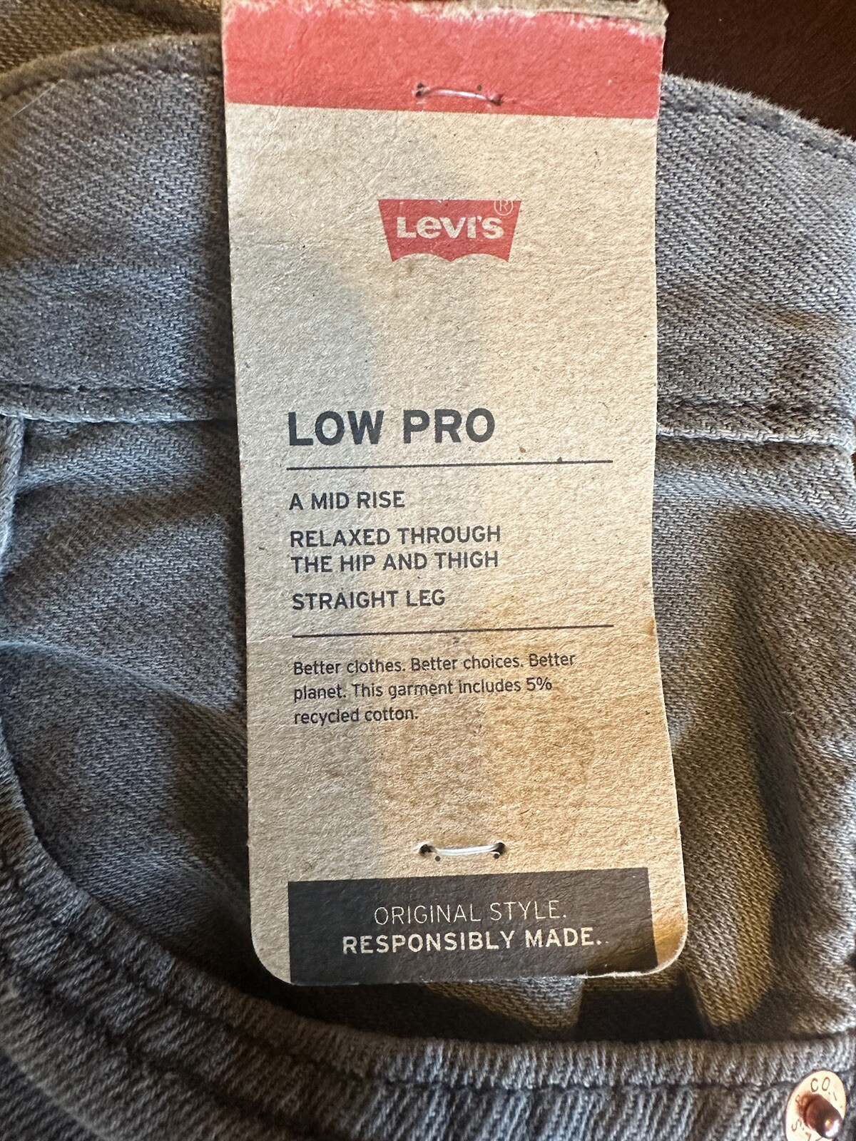 Levi’s Low Pro Straight 29 Ladies Jeans NWT