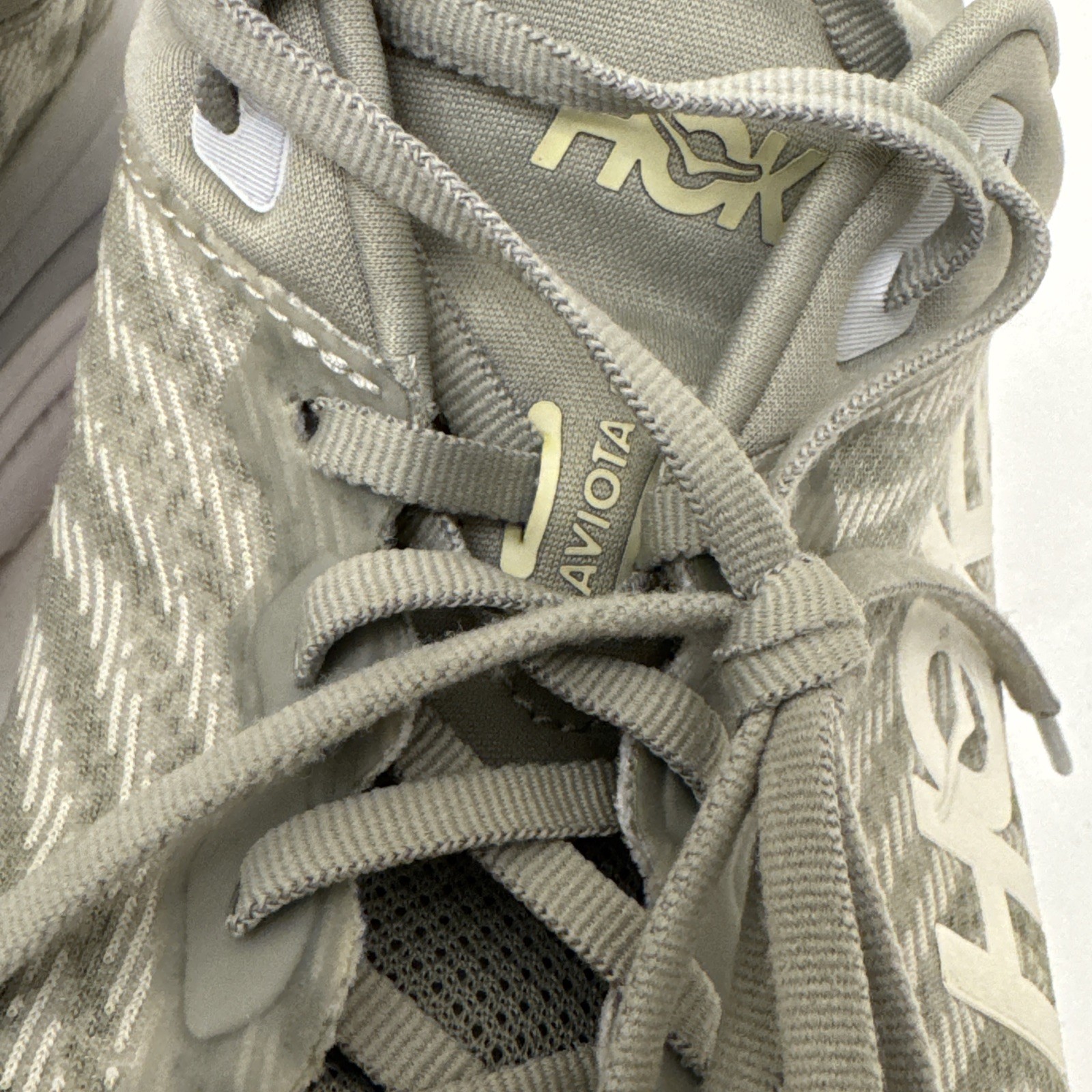 Hoka Gaviota 5 Barley Oat Milk Men Size 14 2E Wide Shoes 1134234-BYT No Insoles