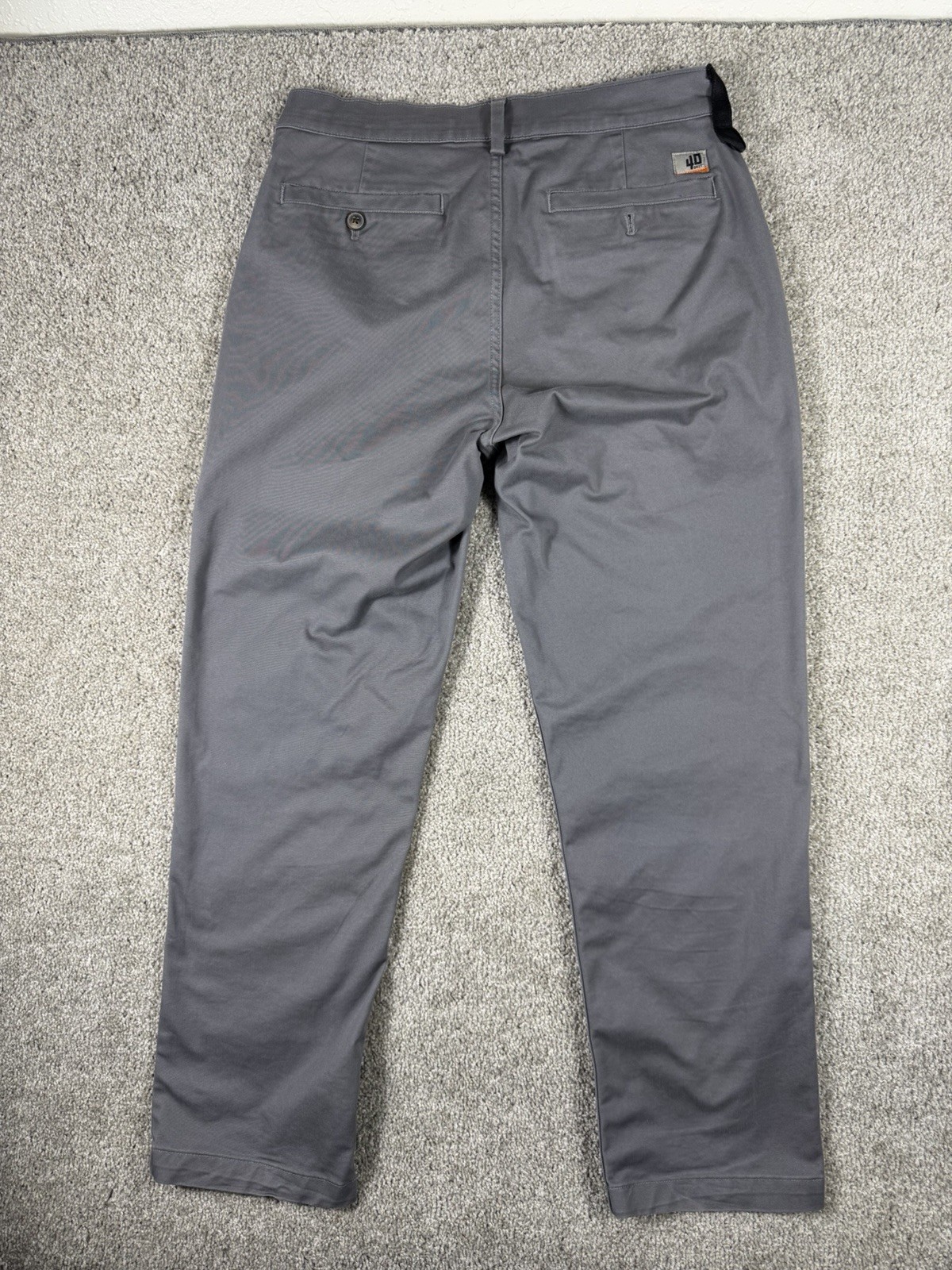 40 Grit by Duluth Trading Co Men’s 32×30 Standard Fit Chino Pants Gray Stretch