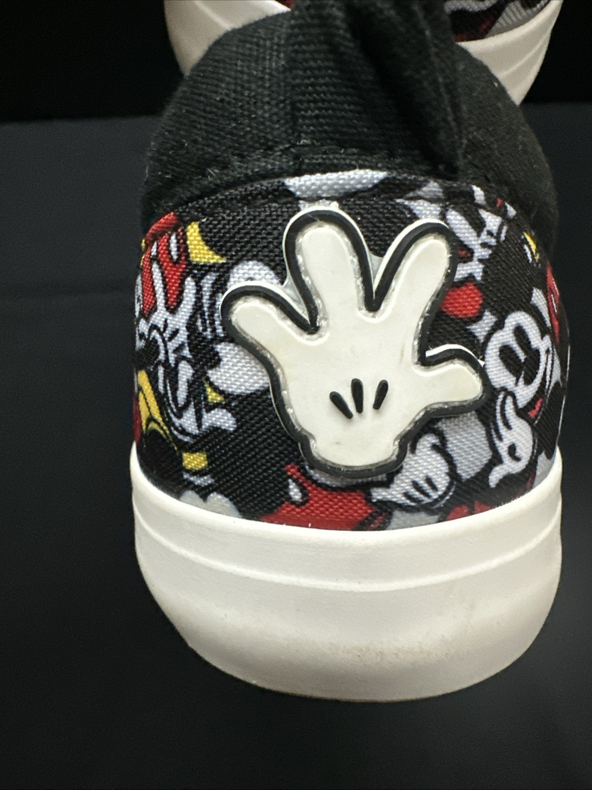 Mickey Mouse Lace Up Canvas Size 11.5 M 13W Shoes DISNEY Ground Up vans converse