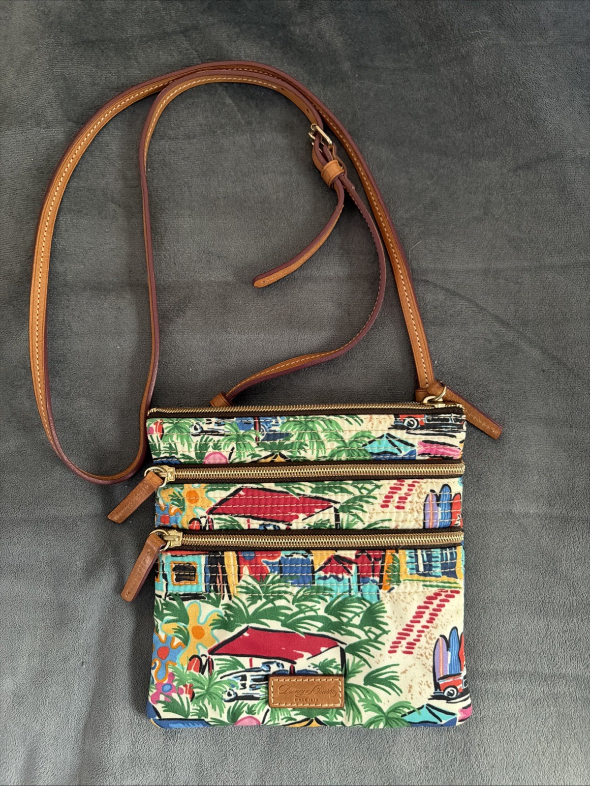 Dooney & Bourke Tropical Island Triple Zip Crossbody Bag Sandbar Pattern NWOT