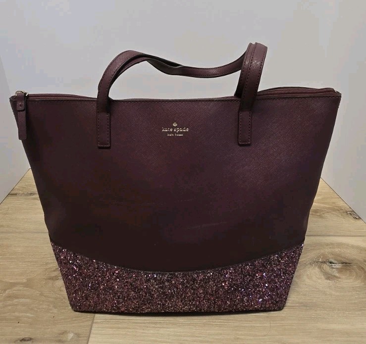 Kate Spade New York Greta Court Glitter Penny Tote in Dusty Peony