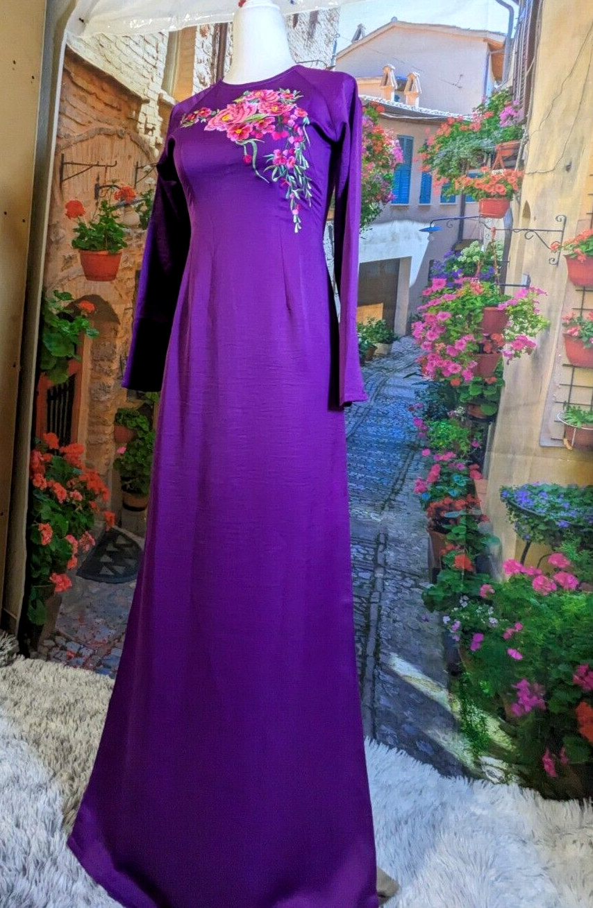 Ao Dai S Lụa Tây Thi Tím Thêu Hoa Hồng, Cổ Kiềng, Ngực 82cm Eo 68 cm