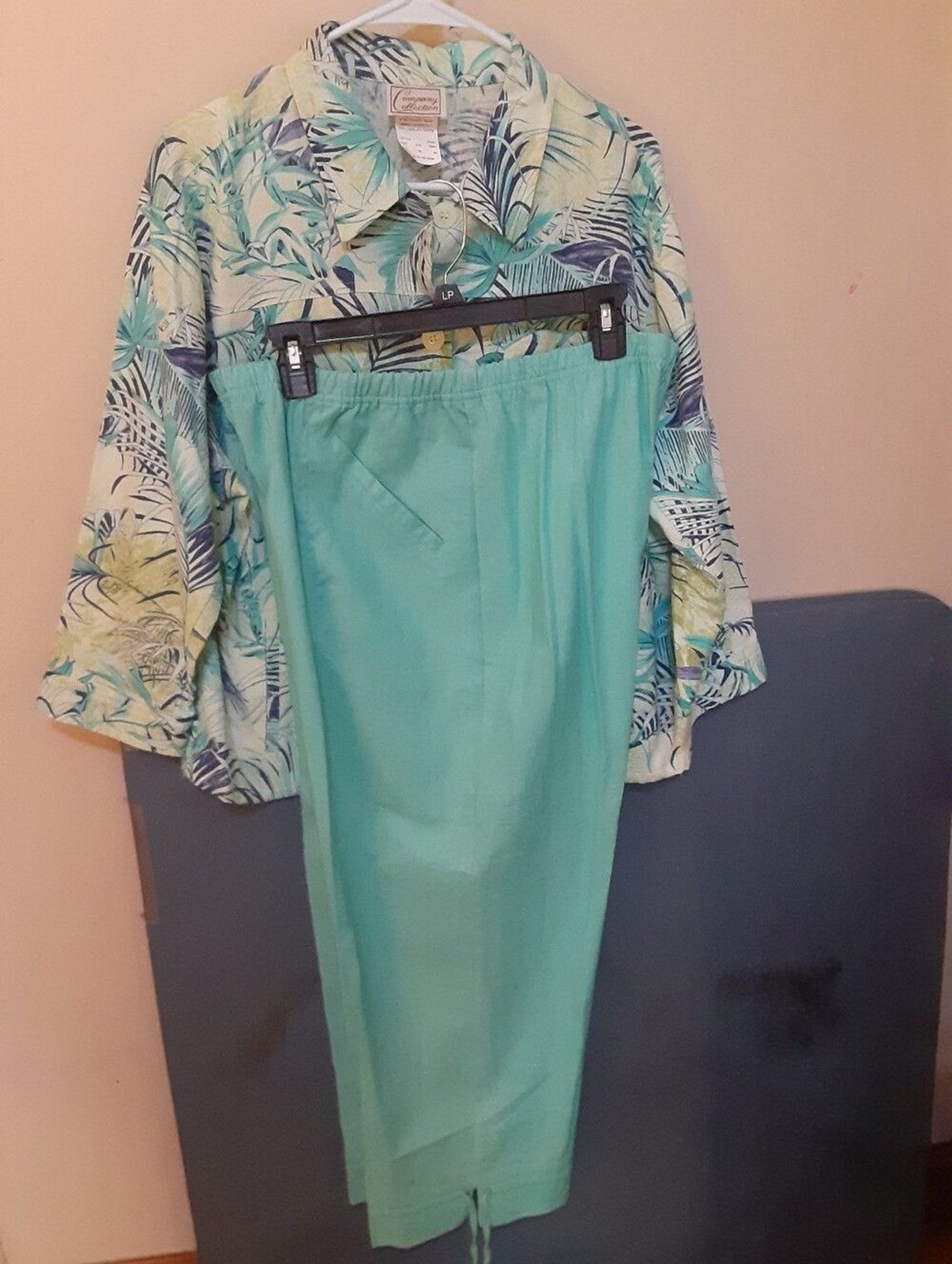 Tropical Print Button-Front Top in Aqua & Navy