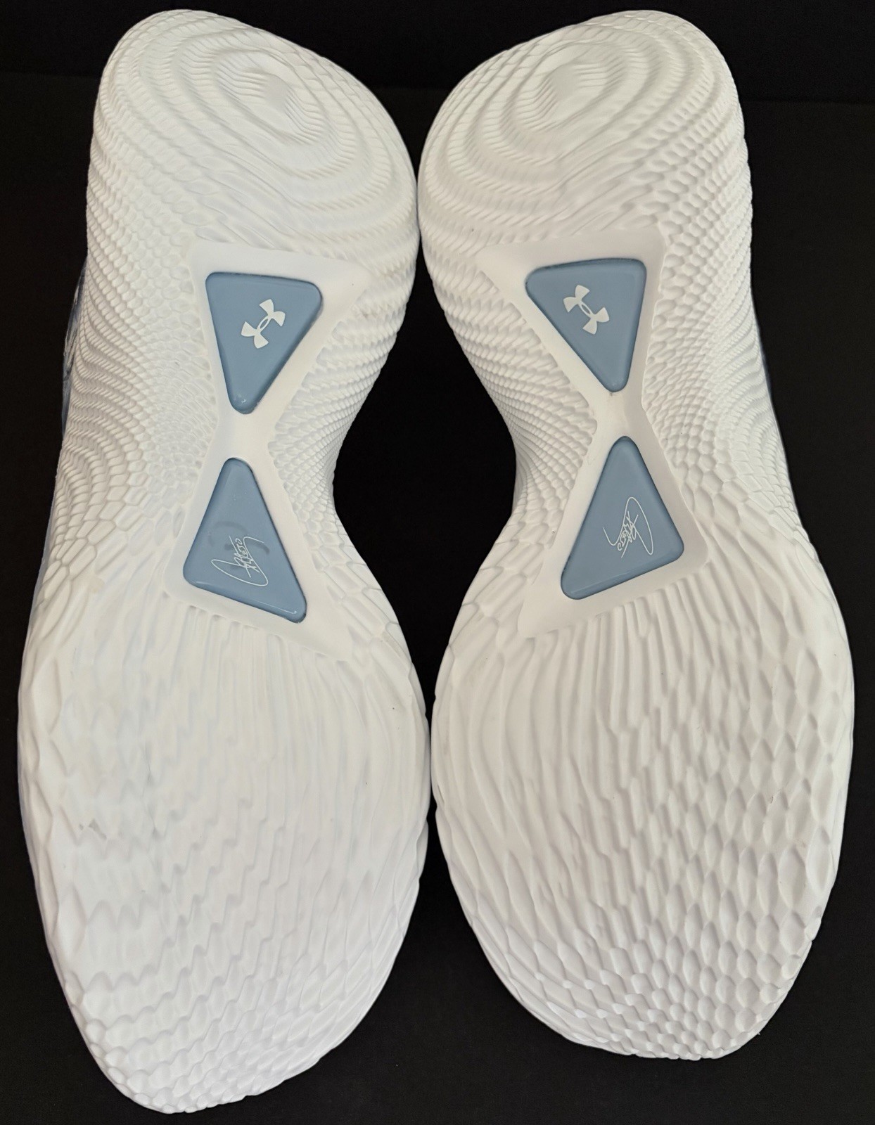 Under Armour Curry Flow 9 x Disney Frozen Basketball Men Sz 13 New 3026200-408