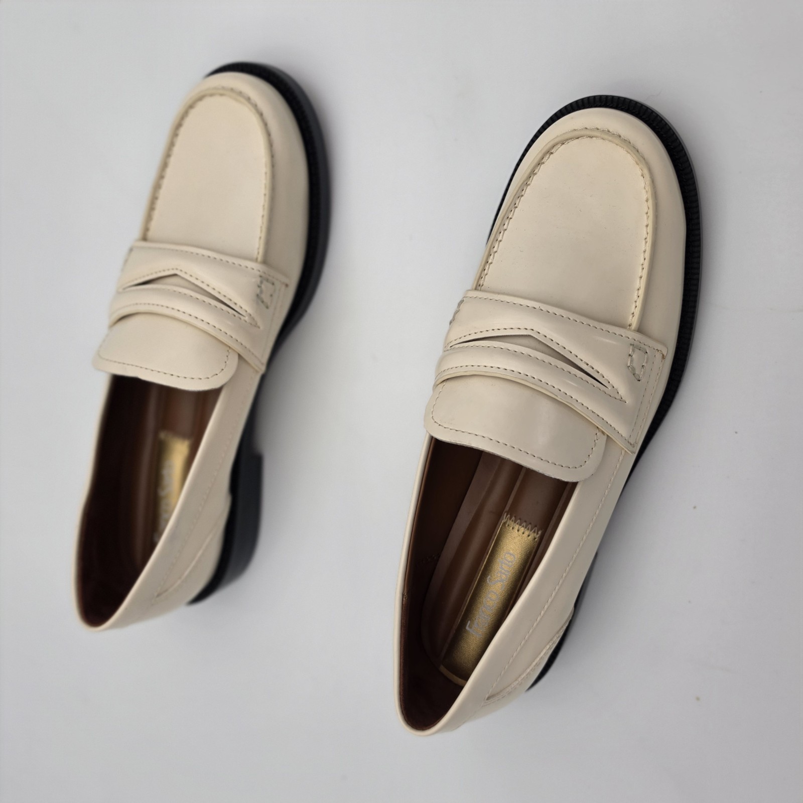 Franco Sarto Cream Loafers Size 5M Women’s Slip-On Classic Preppy Chic NEW