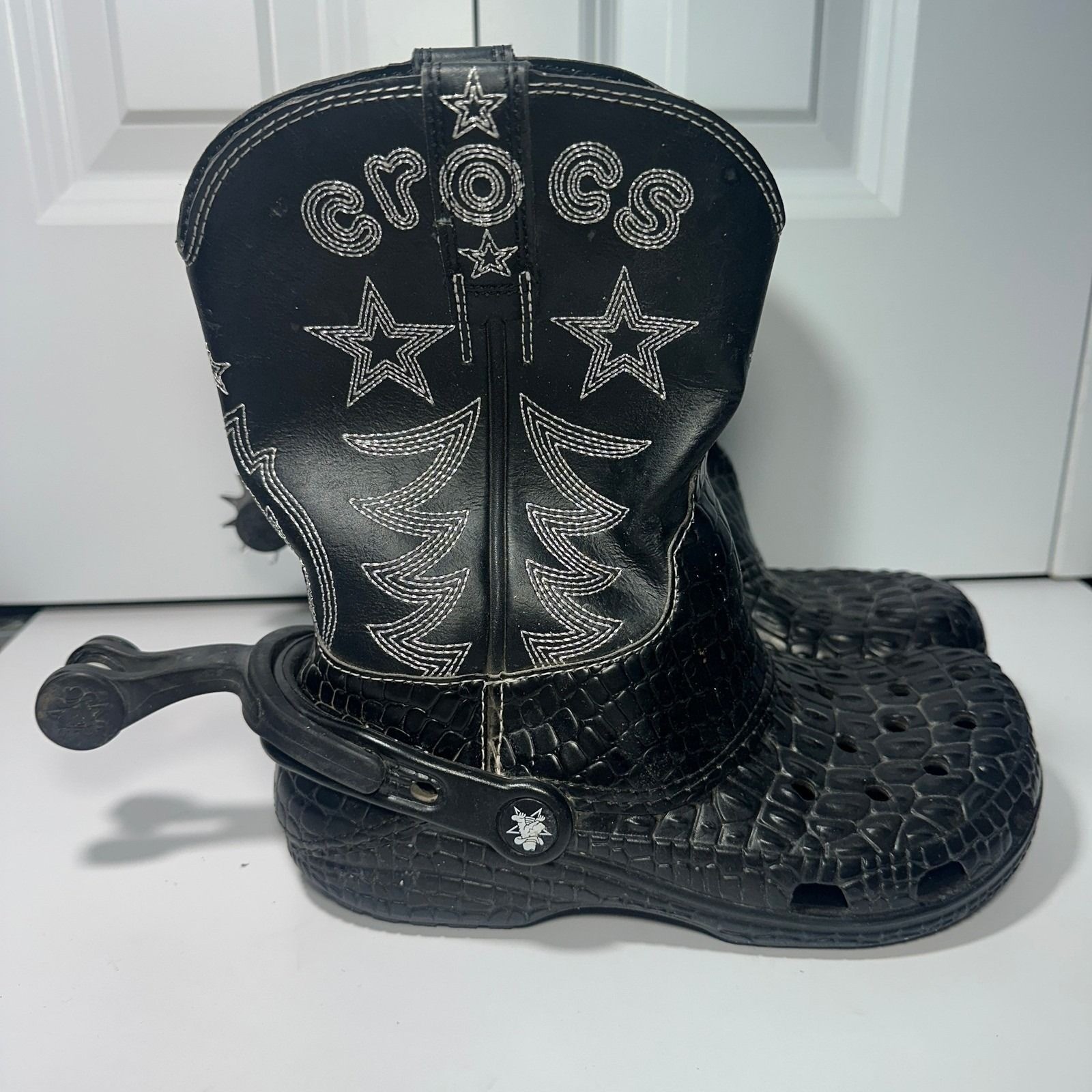 Crocs Classic Cowboy Boots Black Western Limited Edition M4 W6 Spurs Clogs