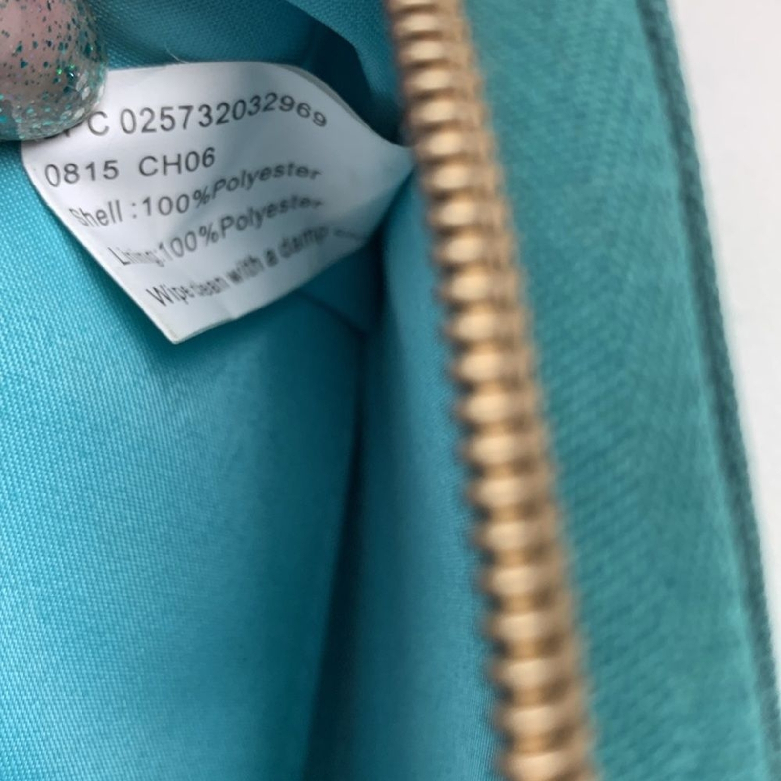 Travelon Dark Teal Green Clutch Wristlet wallet & brass Accents Zip around strap
