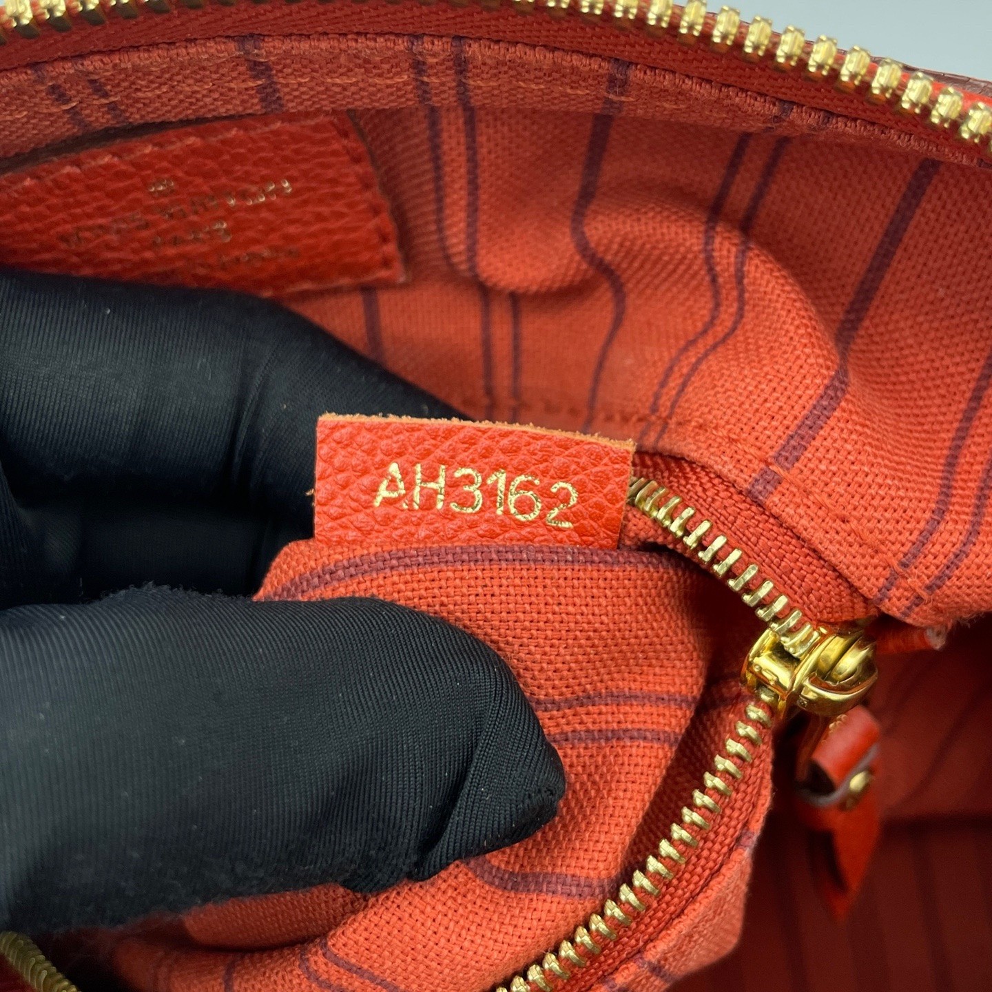 Louis Vuitton Pre-Owned Authentic Luxury Handbag Red 25*18*15cm