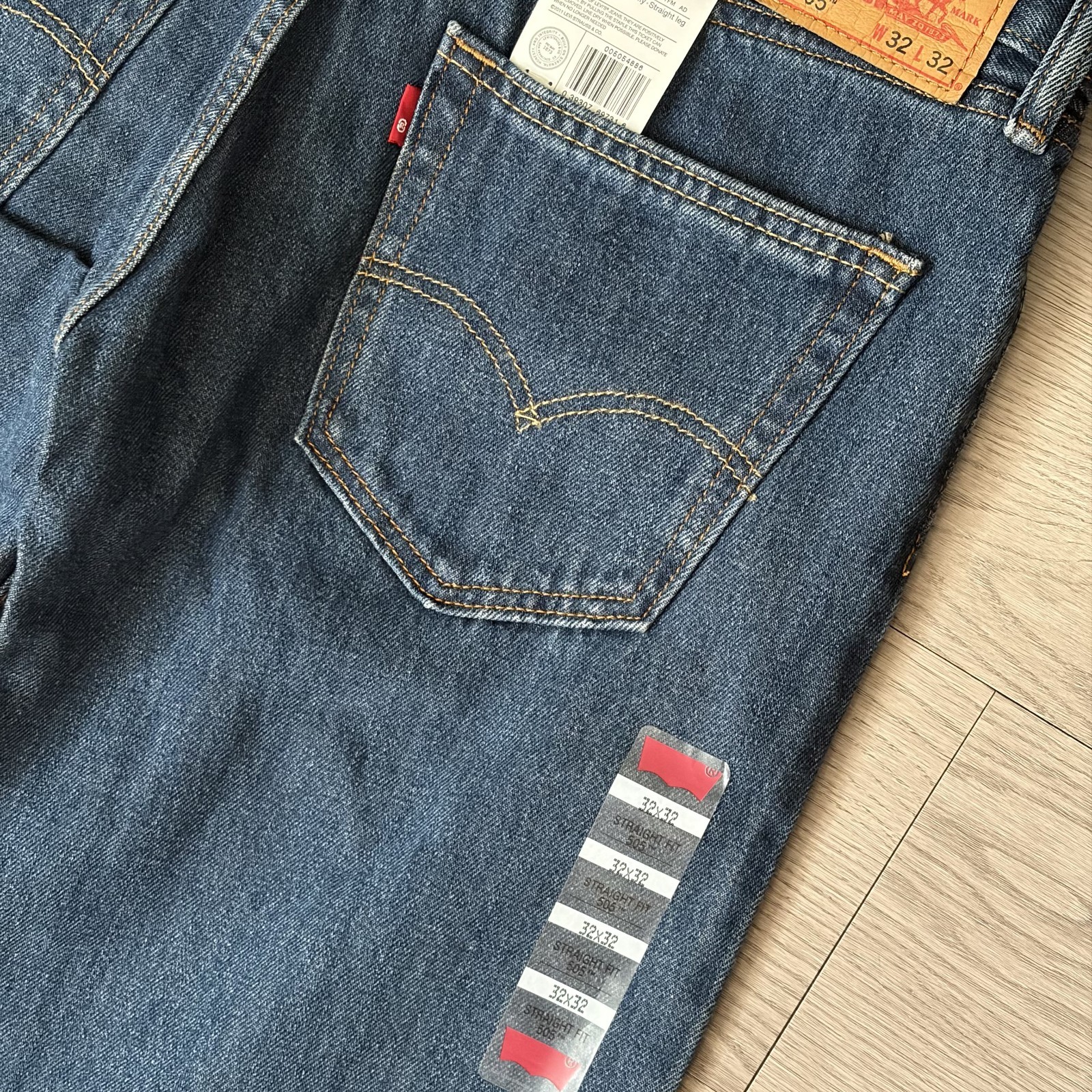 NOS VTG Levi’s 505 Straight Fit Medium Stonewash Denim Blue Jeans 32×32