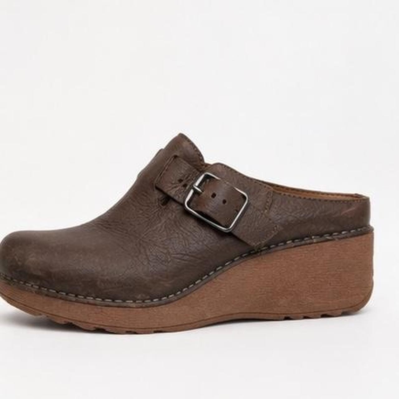 Dansko Women’s Brown Clogs Size US 7 • Excellent condition • Dansko Dansko brown