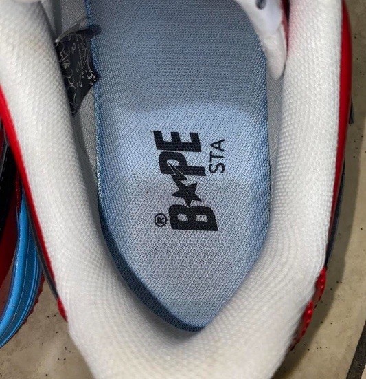 BAPE BAPE STA Men’s Low Top Lace Up Sneakers Red Blue White Black