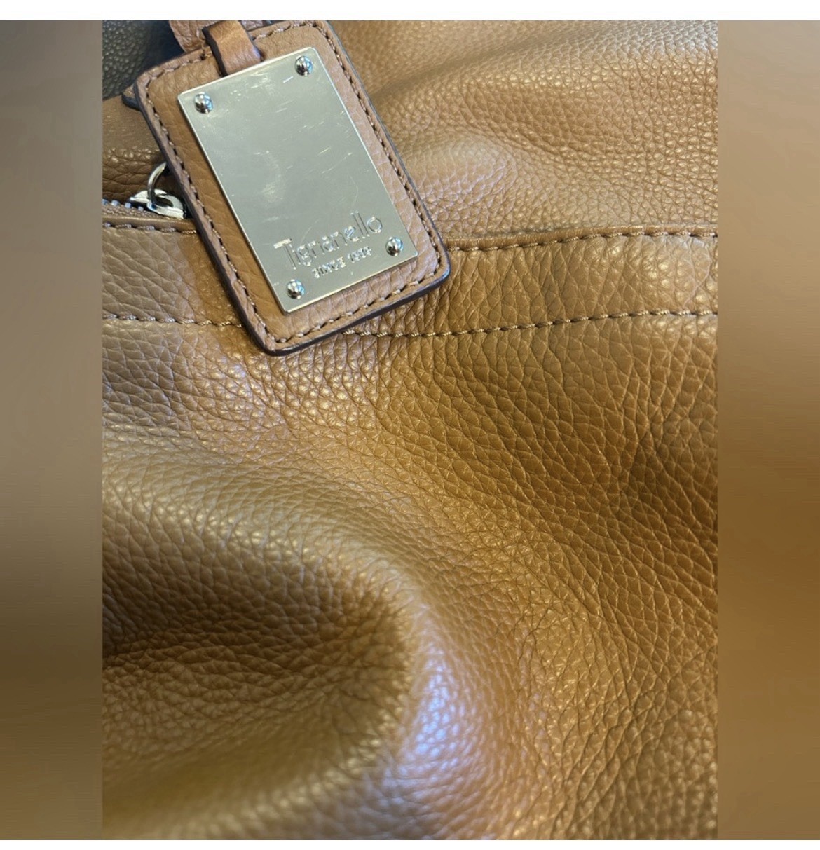 Tignanello Brown Pebbled Shoulder Bag Medium Zip Double Handles Pockets Lined