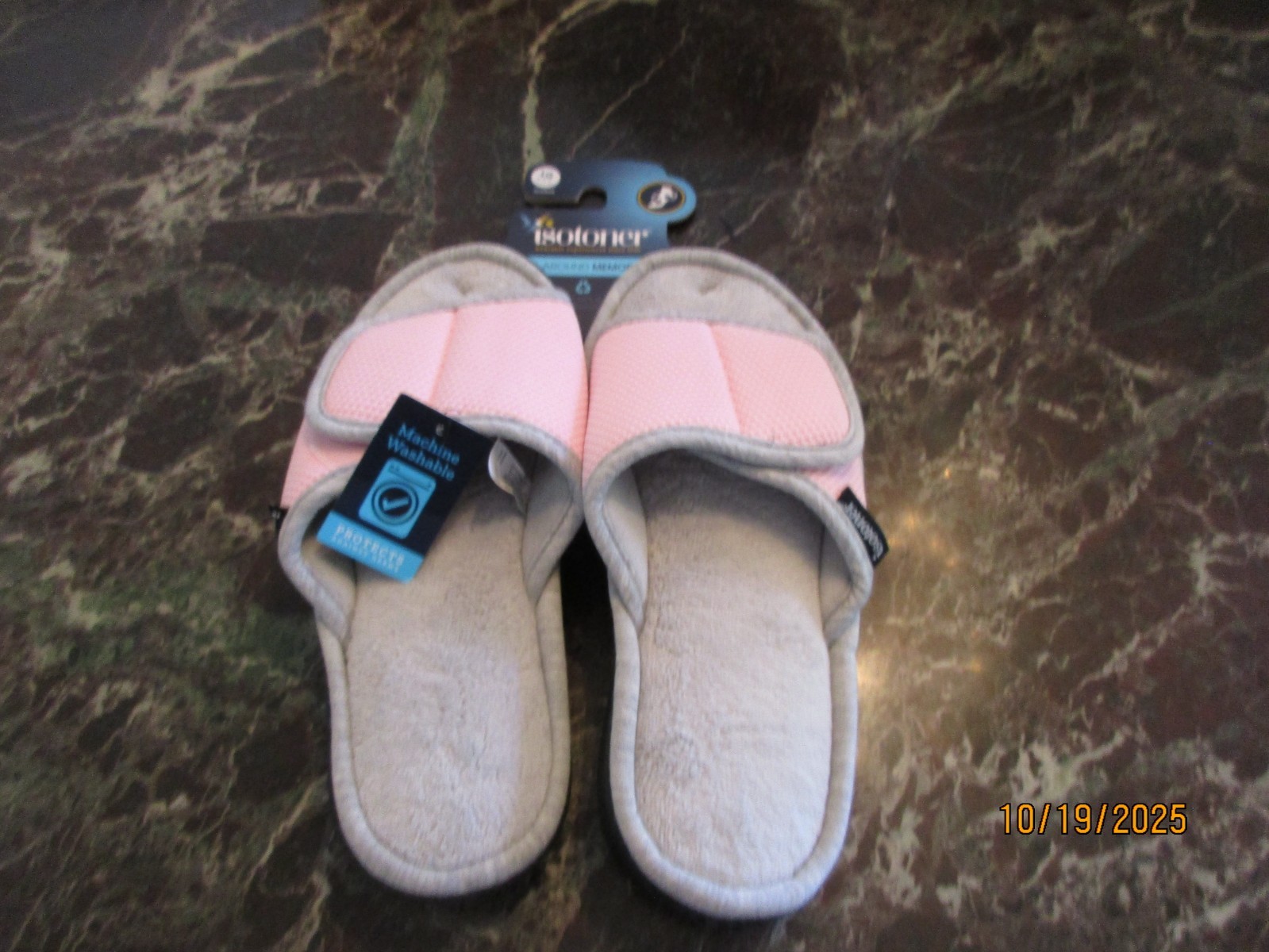 Isotoner Women Adjustable Comfort Slide Slippers Pink L (8.5-9) Memory Foam NEW