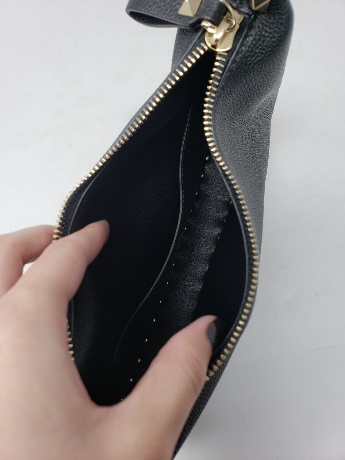 Valentino Garavani Rockstud Womens S Black Handbag Detachable Shoulder Strap