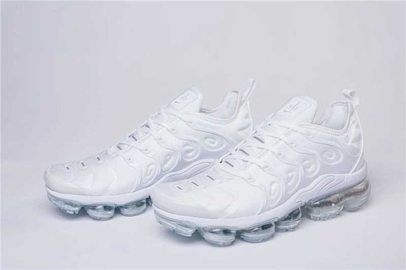 DS Nike Air Vapormax Plus TN Men’s White Air Cushion Shoes Free Shipping