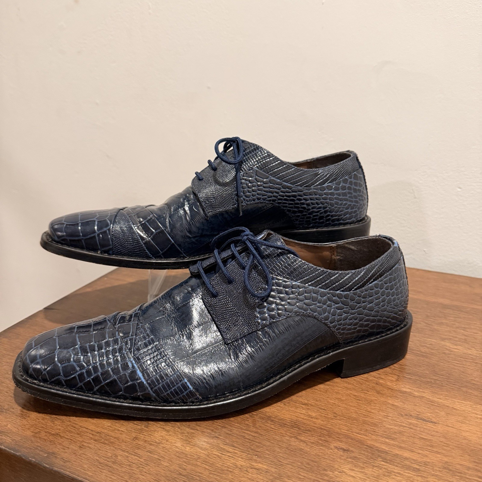 Stacy Adams Men’s SIZE 7.5 Blue Croc-Embossed Leather Derby Dress Shoes 24985
