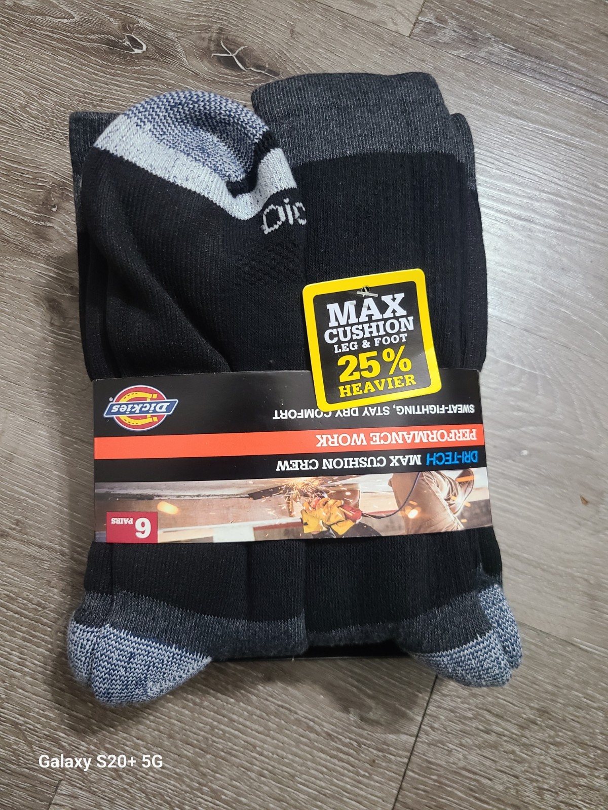 Dickies Men’s Dri-tech Moisture Control Crew Socks Assorted Sizes Colors 6pairs