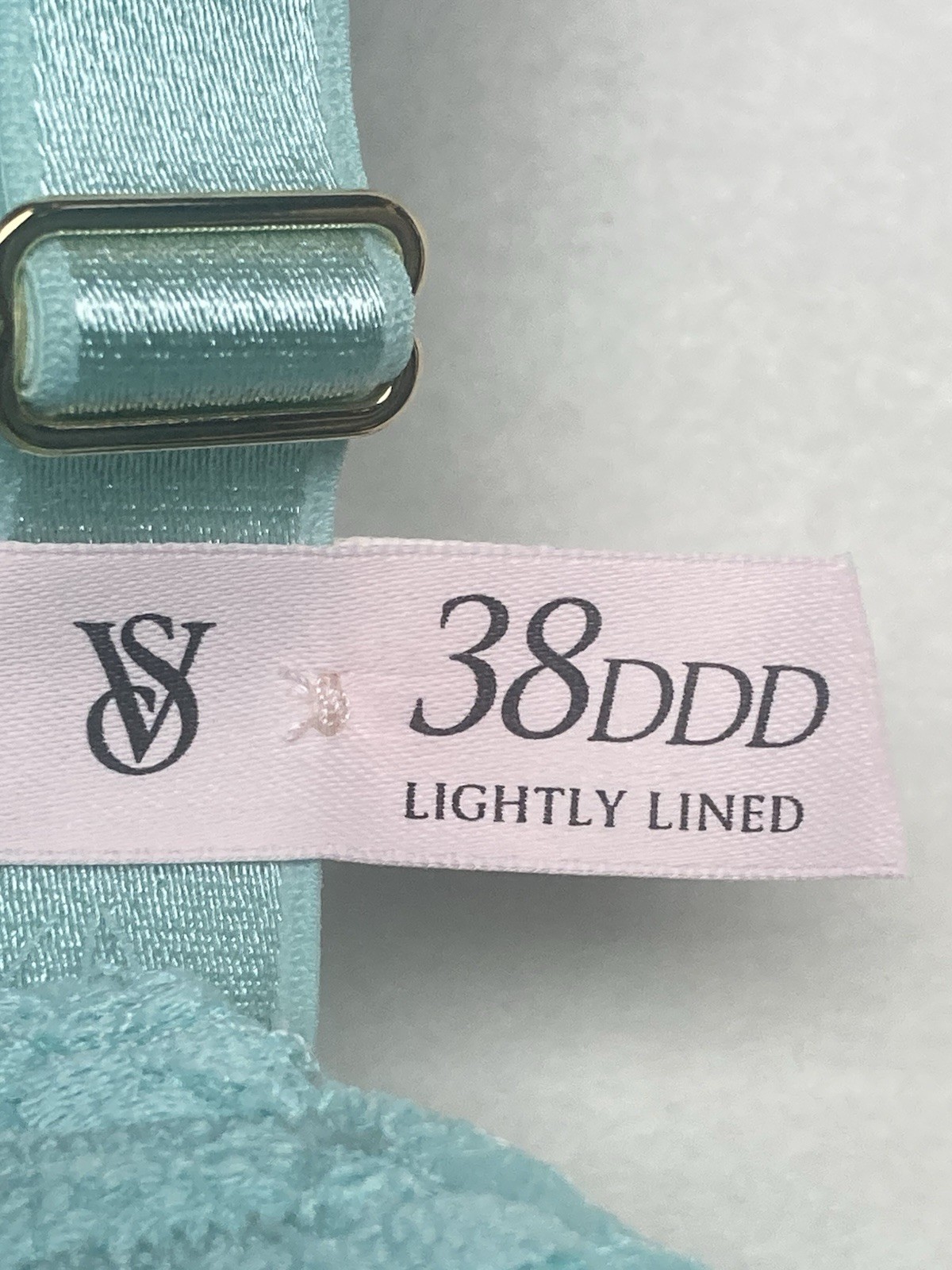 Victoria’s Secret Dream Angel Lightly Lined Bra Aqua Blue Size 38 DDD