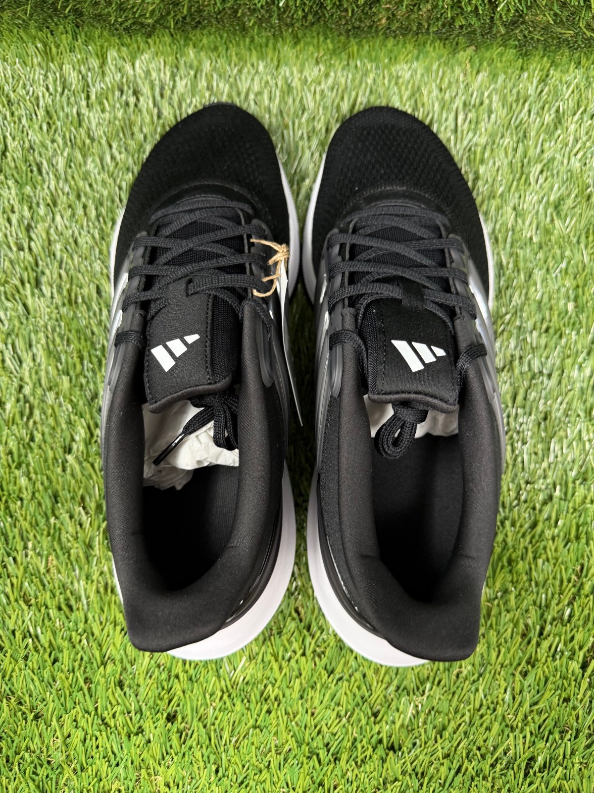 ADIDAS Ultrabounce Sneaker Black, Gray & White Running Shoes HP5796 Men’s 11