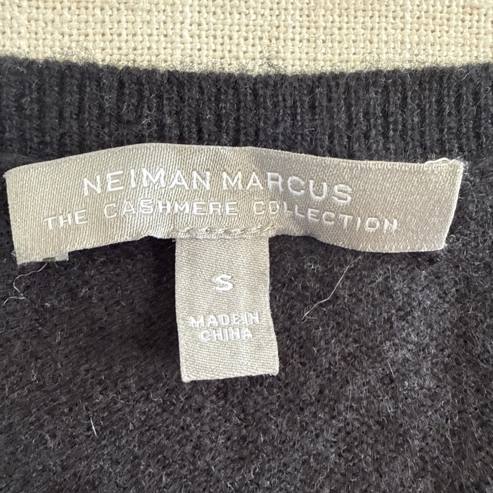 Neiman Marcus Sweater Womens S Cashmere Minimalist Quiet Luxury