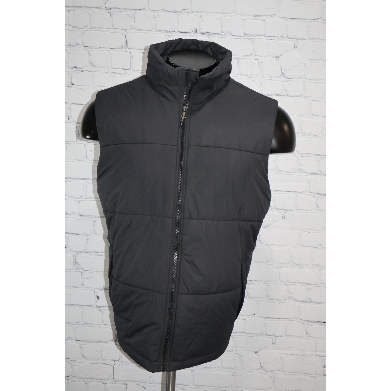 REI Co-op Puffer Vest Mens Large Black Full Zip Insulated Sleeveless Jacket