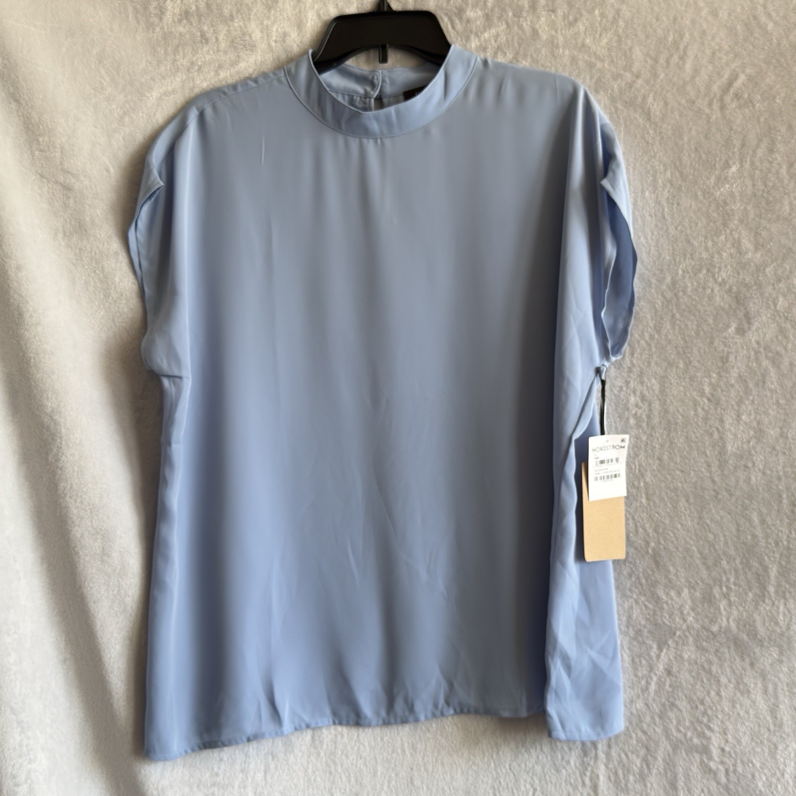 Halogen Women’s Light Blue Mock Neck Blouse Cap Sleeve Keyhole Back Size L NWT