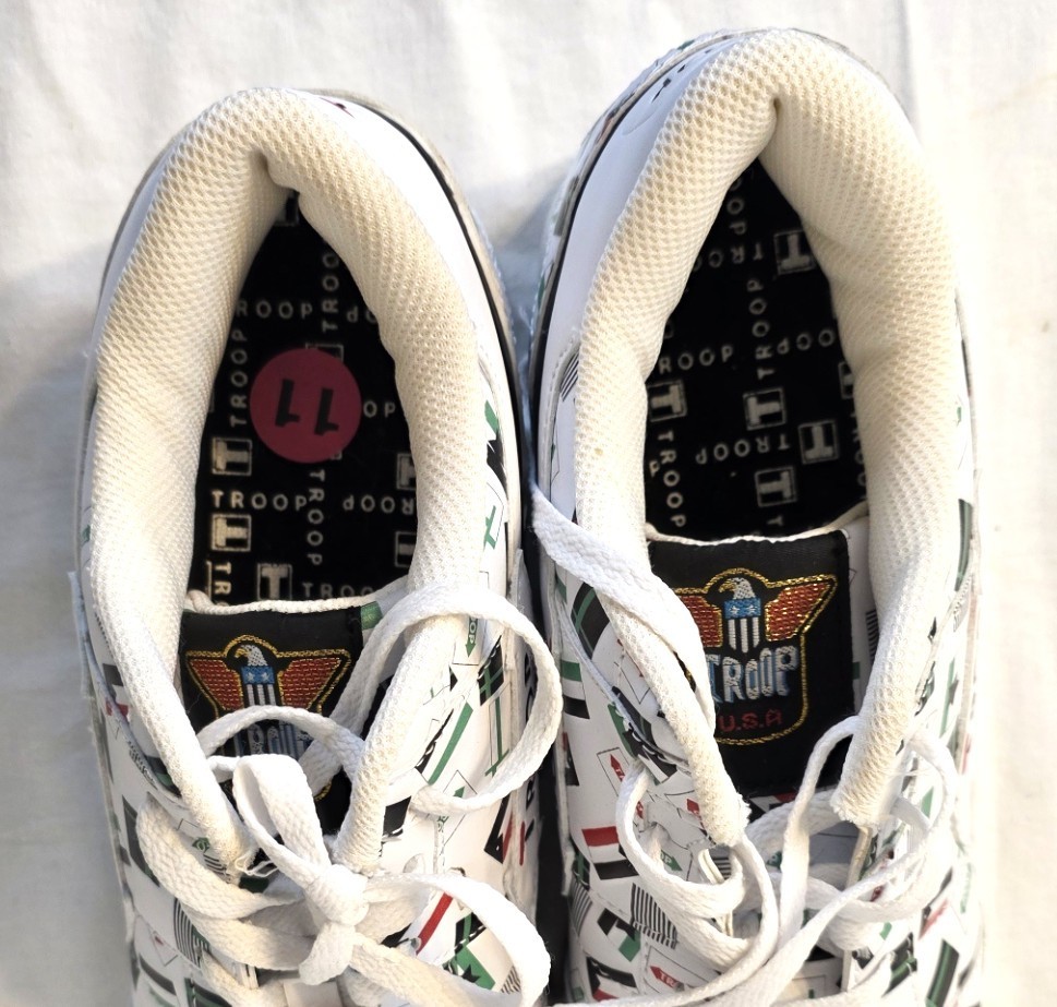 Troop Mens Sneakers Size 11 White Graphic Print Retro Low Top 1CM00076-775