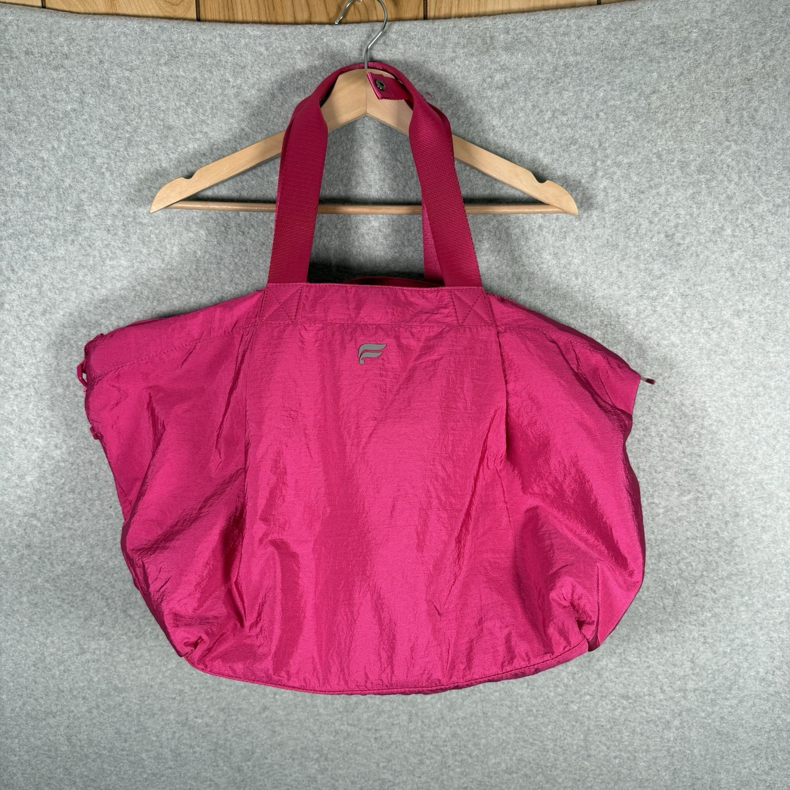Fabletics gym bag birght pink atheltic casual everyday tote purse