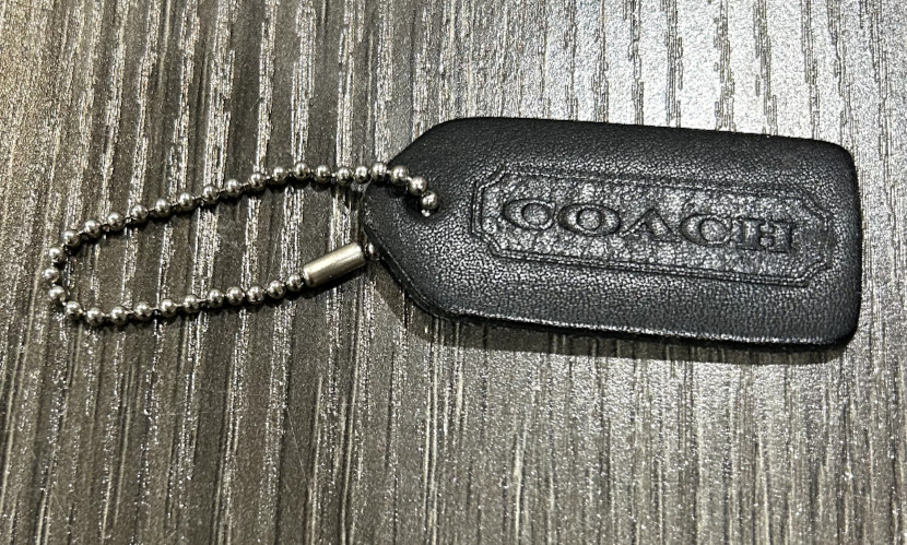 Vintage Coach Black leather Hang Tag Double Sided Logo Chain HTF Rare