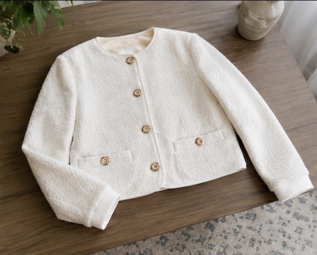 Free Assembly Women’s Collarless Jacket (White/Cream)