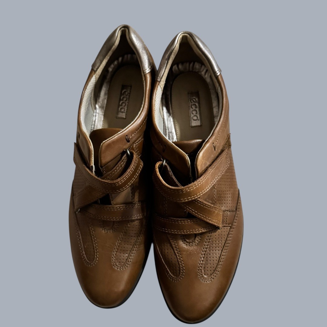 Ecco Women’s Easy Fasten Brown Leather Hook & Loop Slip On Size EU 40 US 9/9.5