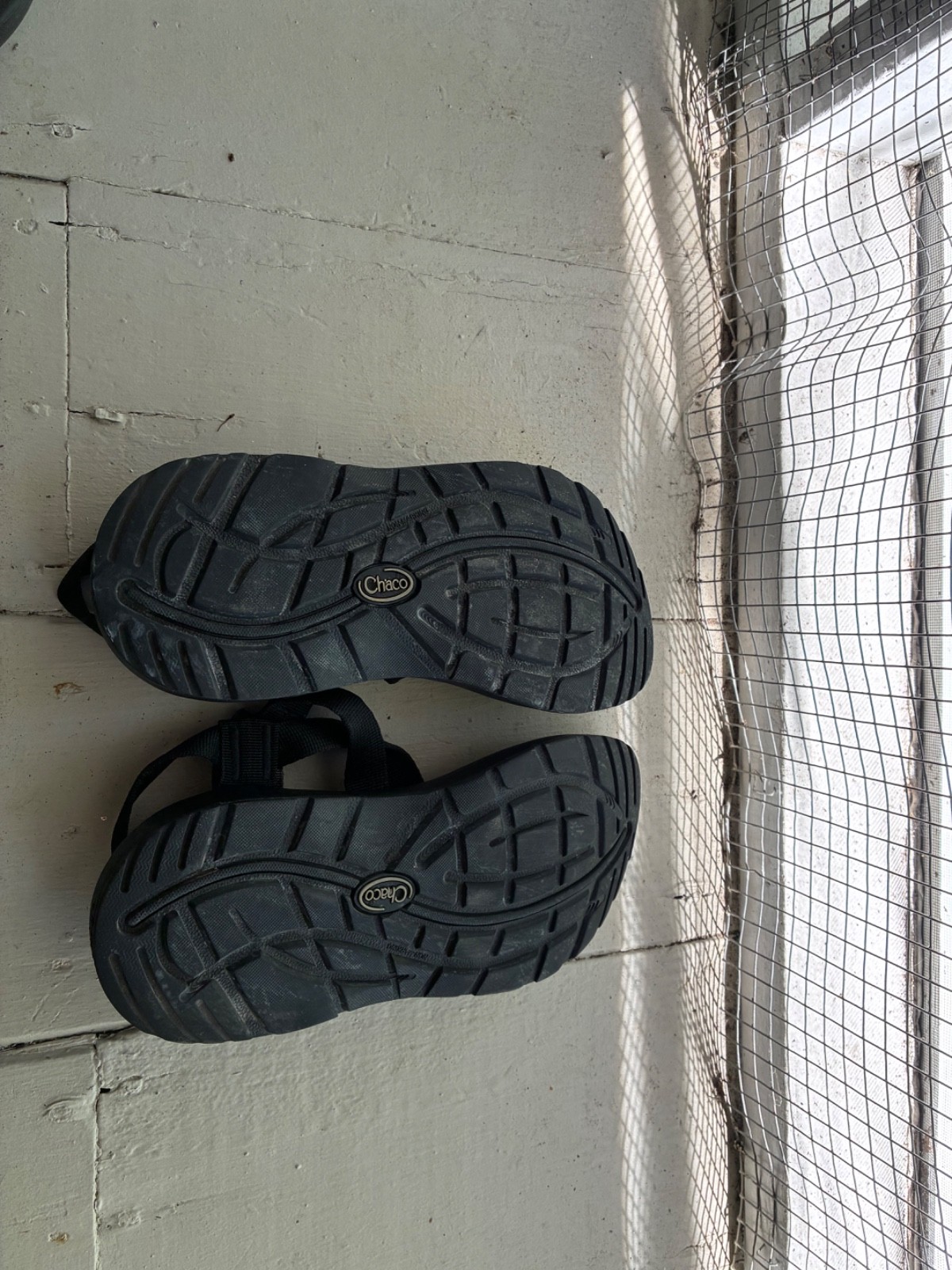 Chaco – Women’s Z1 Classic Sandal, Black, Size 8 Wide Adjustable Straps