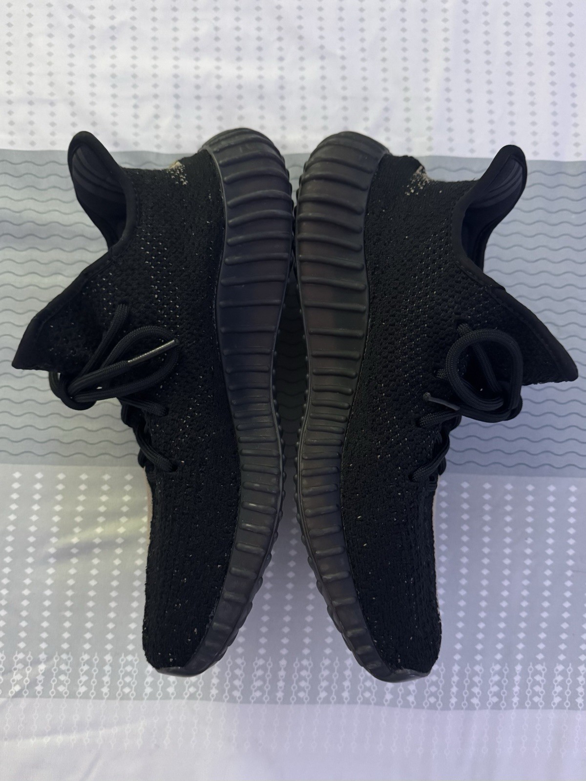 Yeezy Boost 350 Core Black Green V2 with Box – 2016