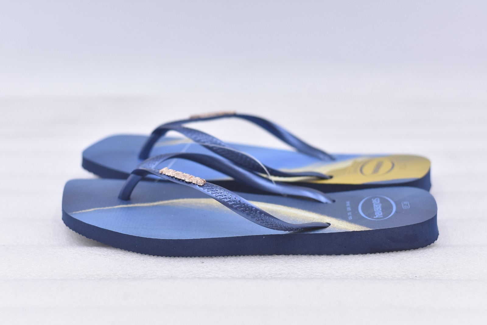 Womens Havaianas Slim Square Flip-Flop Sandals – Navy Blue Size 6 37-38)