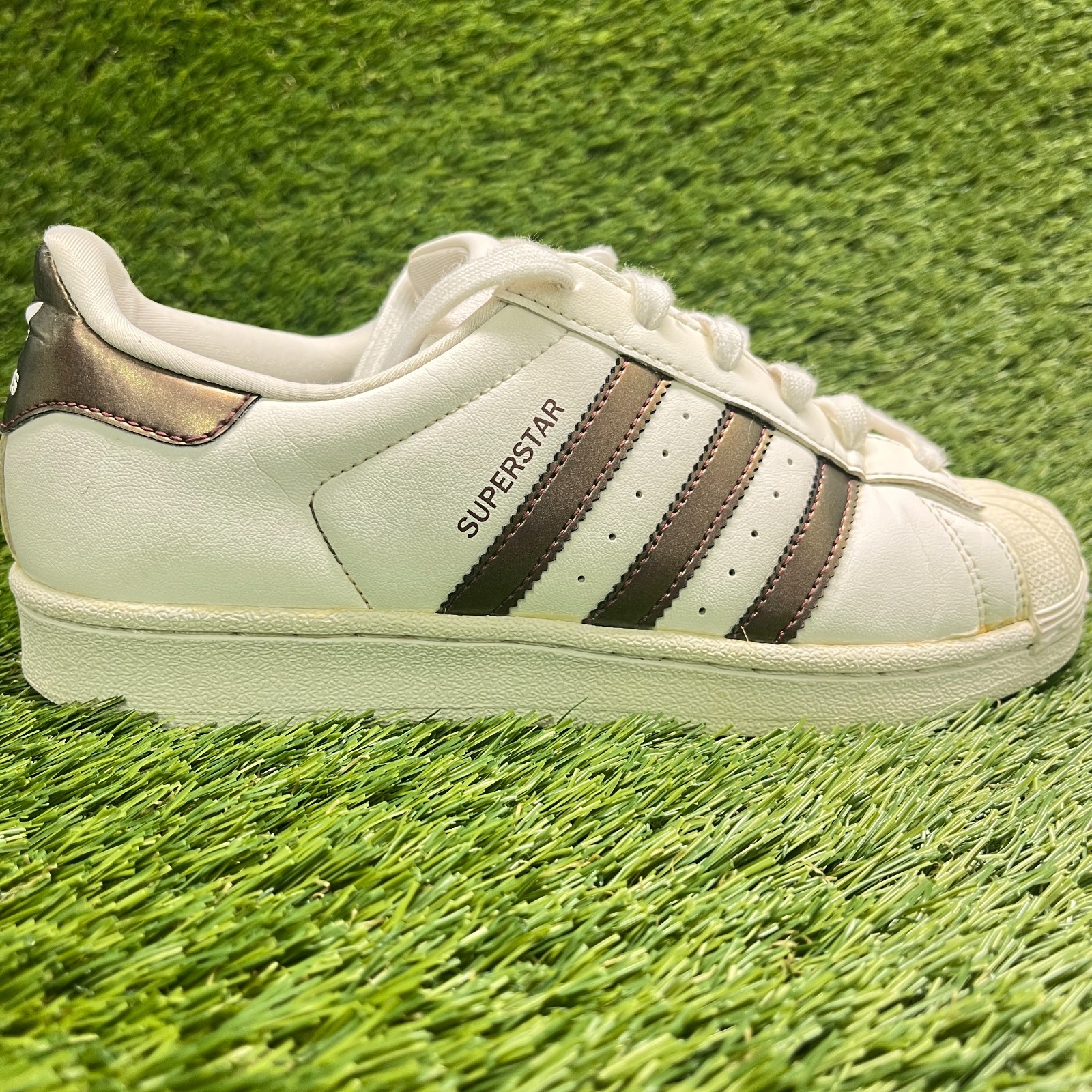 Adidas Superstar II Boys Size 5.5Y Off White Earth Athletic Shoes Sneakers