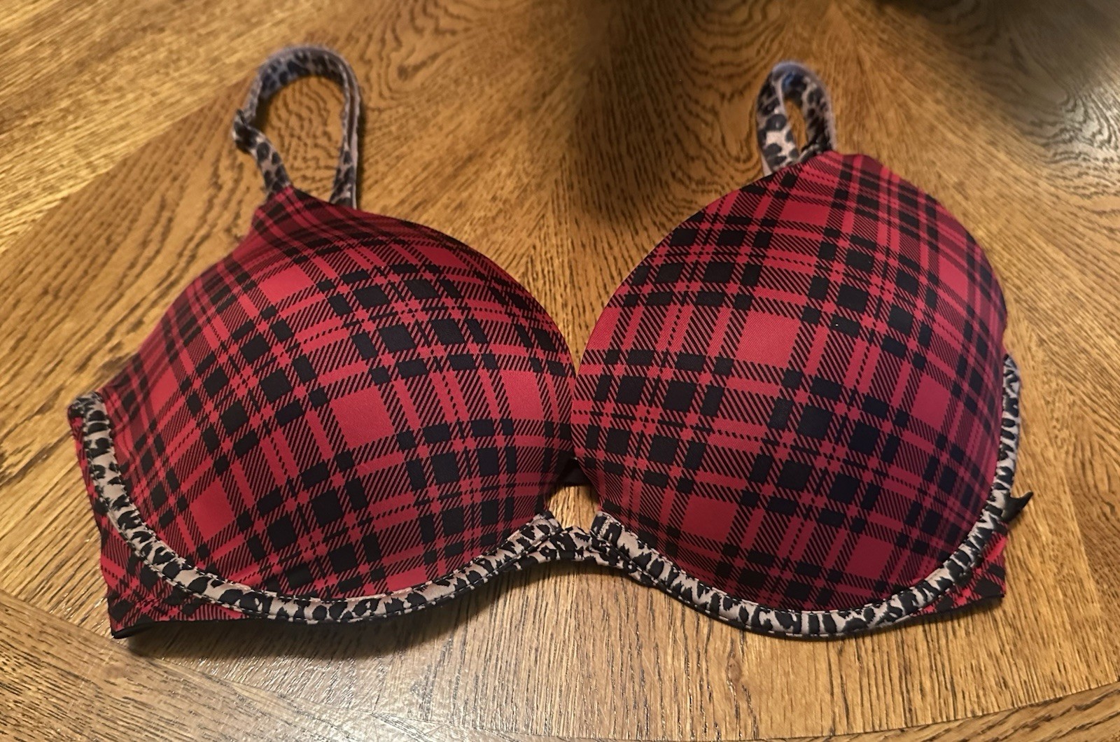Victoria’s Secret Red Plaid Animal Print Trim Padded Push Up Bra 32DD UW