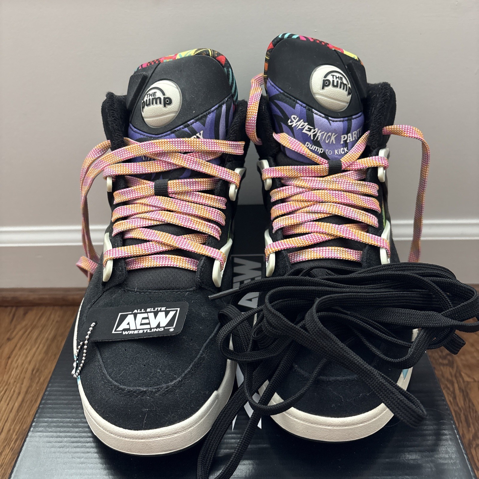 Reebok AEW The Young Bucks Pump Omni Zone 2 Superkicks M11 PO Good