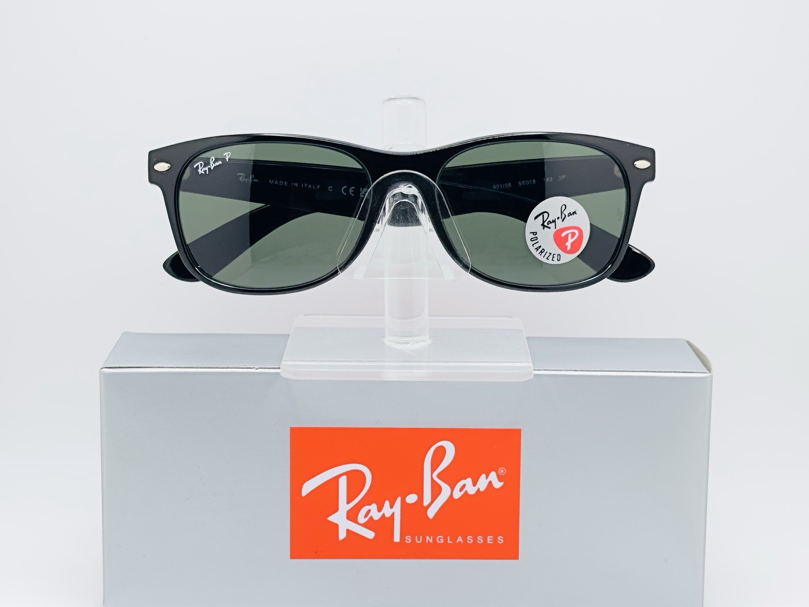 Ray-Ban New Wayfarer RB2132 55mm Square Polarized Unisex Sunglasses – Green Lens