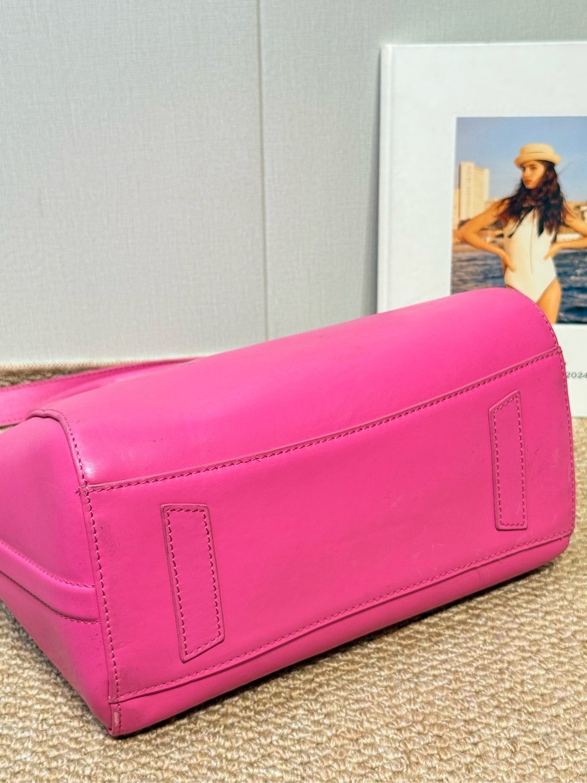 Givenchy Pre-Owned Authentic Shoulder Bag Pink 28*24*16 Free Tracked Shipping