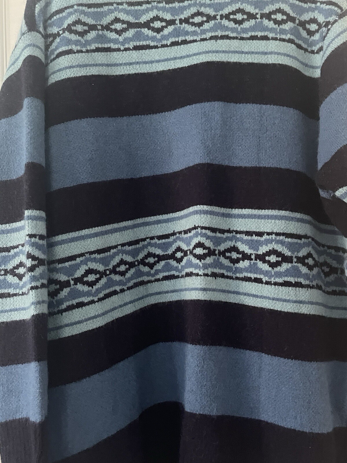 LuLaRoe Peyton Stripes Print Shades Of Blue Cardigan XLargeNWT