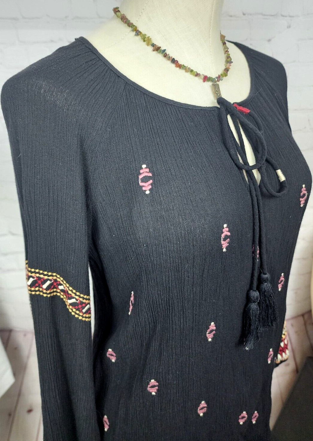 Sundance Blouse Tassels Embroidery Elastic Cuffs BOHO Western Peasant Tribal M
