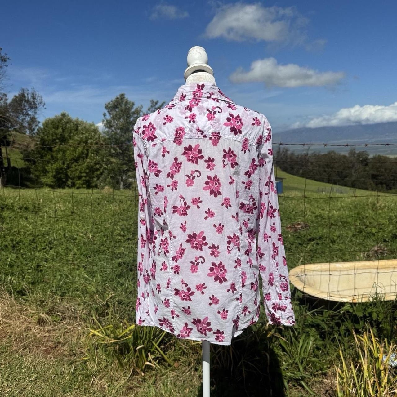 Cino Crinkle Cotton Pink Fushia floral Long Sleeve button up Medium