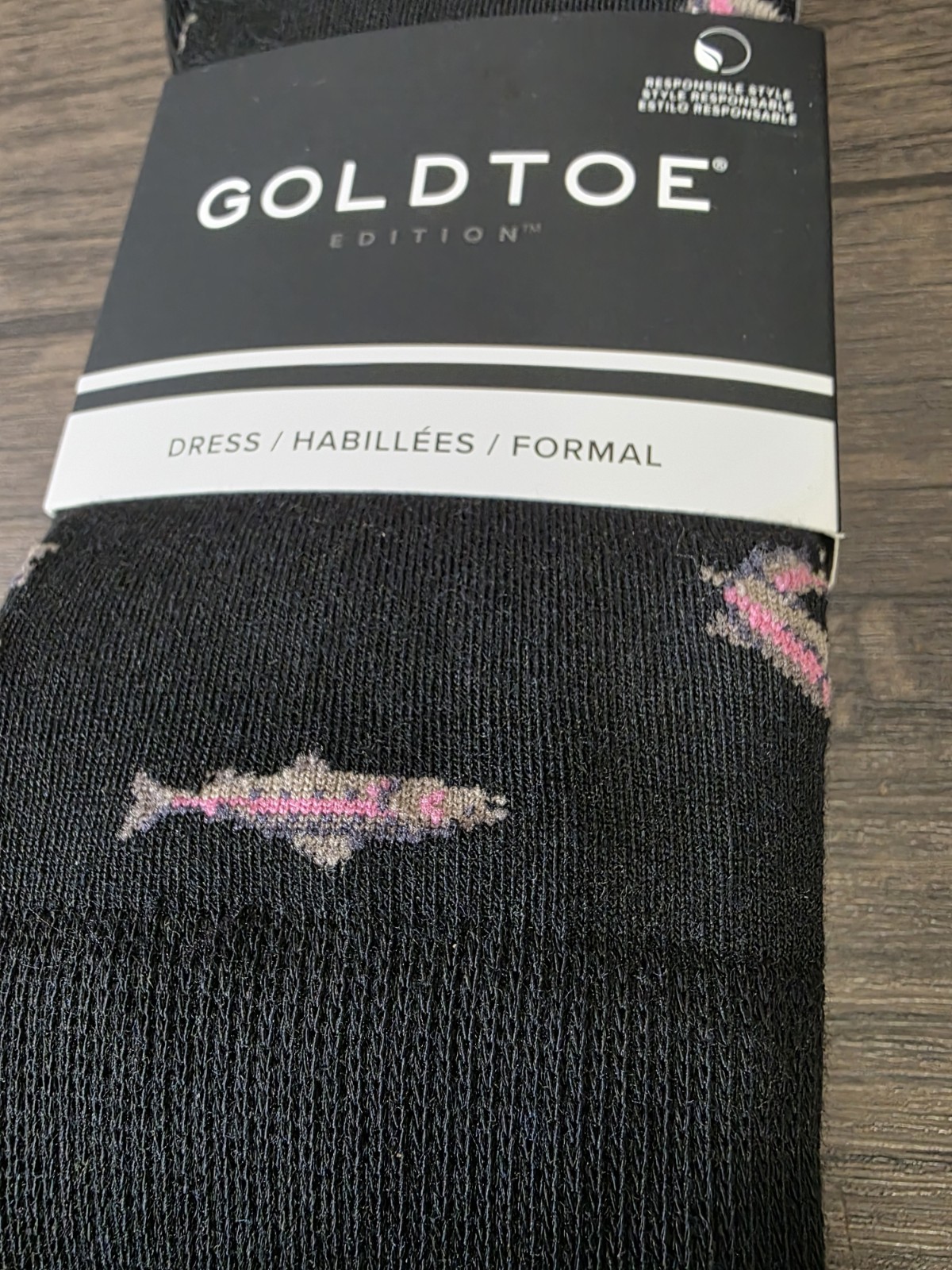 GOLD TOE Crew Socks 3 Pairs Rainbow Trout/Gray/Black Size 6-12.5